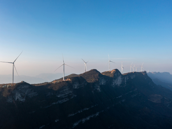 人民日报评论：低碳引领城市新风尚