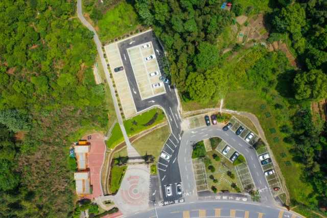 “邮票”车位、民宿小二、文化夜游——国庆假期江西乡村旅游新观察