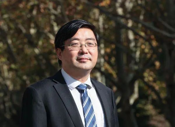 环境技术进步奖第二届奖励委员会上，院士委员们对评奖提了哪些期望？